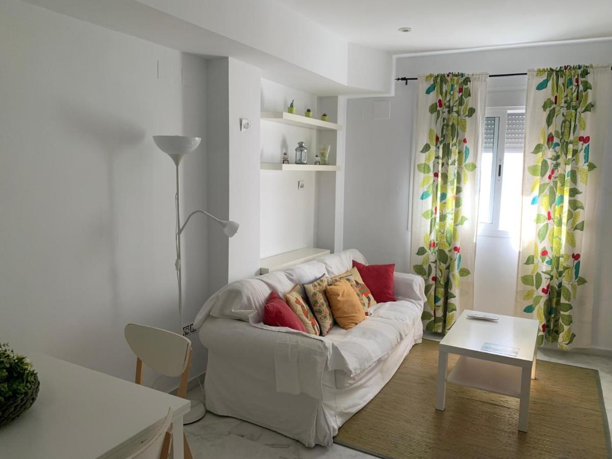 Apartamento Triana Apartment Sevilla Bagian luar foto